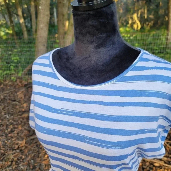 New Charming Charlie Womens Striped Peplum Shirt Blue White Top Short Sleeve S. - Picture 3 of 13